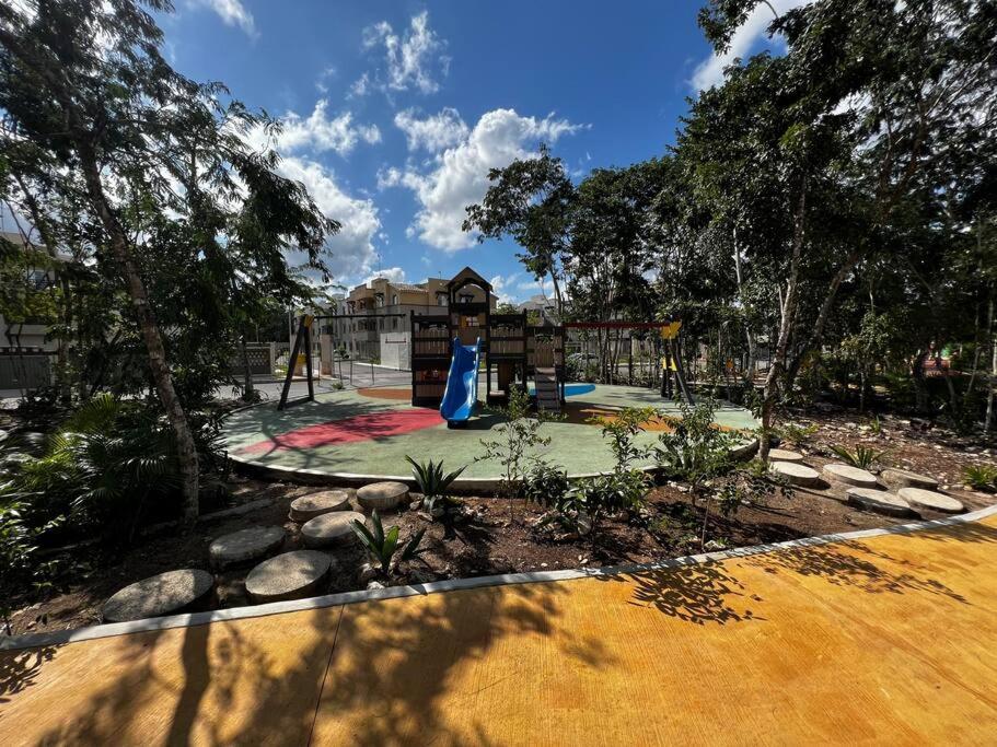 Angels Beach Condo Con Piscina, Parking Y Parque Playa del Carmen Luaran gambar