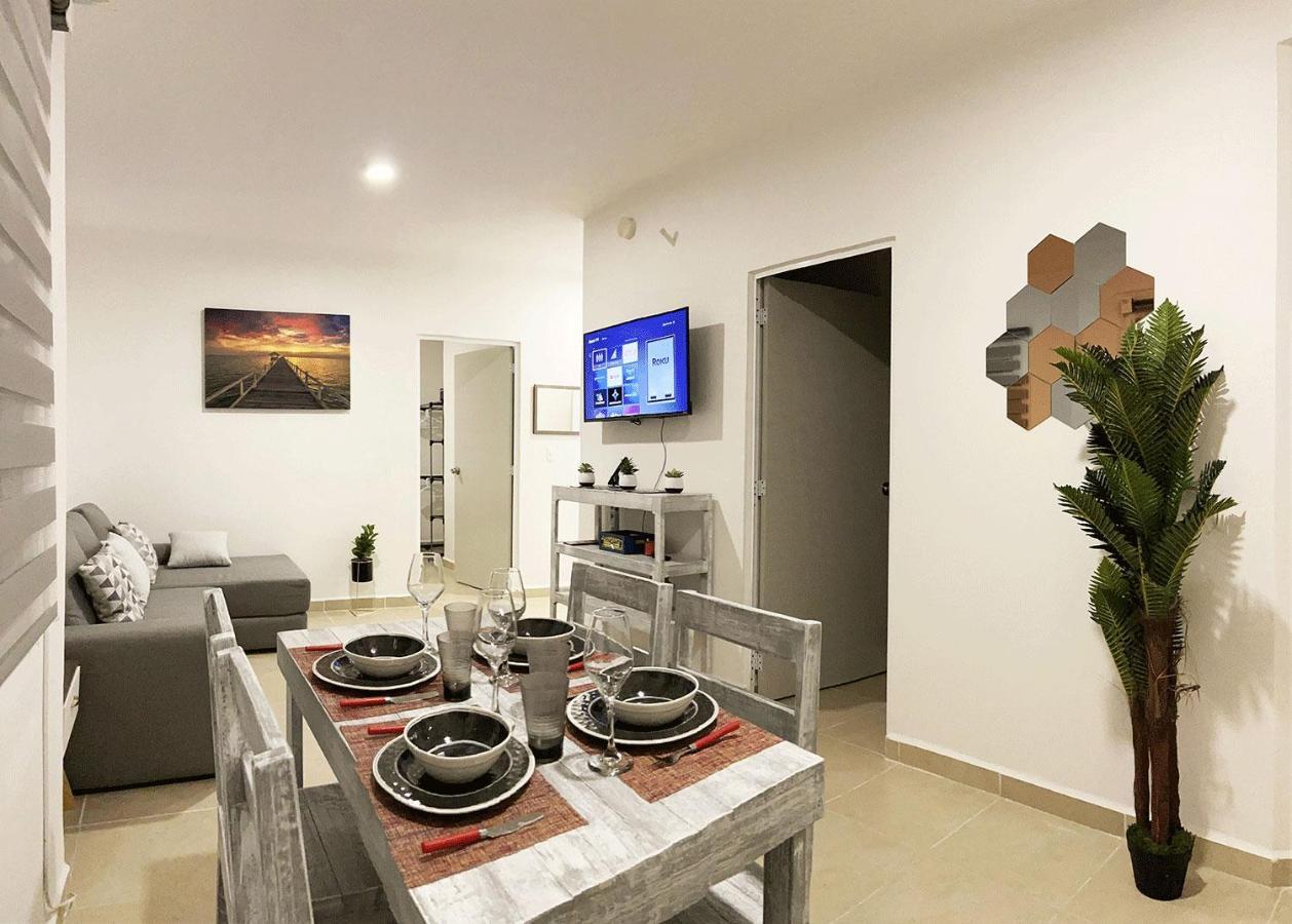 Angels Beach Condo Con Piscina, Parking Y Parque Playa del Carmen Luaran gambar